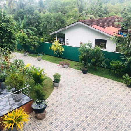 Paradise Hilltop Villa & Apartment Galle Eksteriør billede